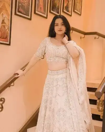 Escort Yellapur